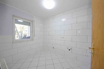  Einliegerwohnung/ Küche 